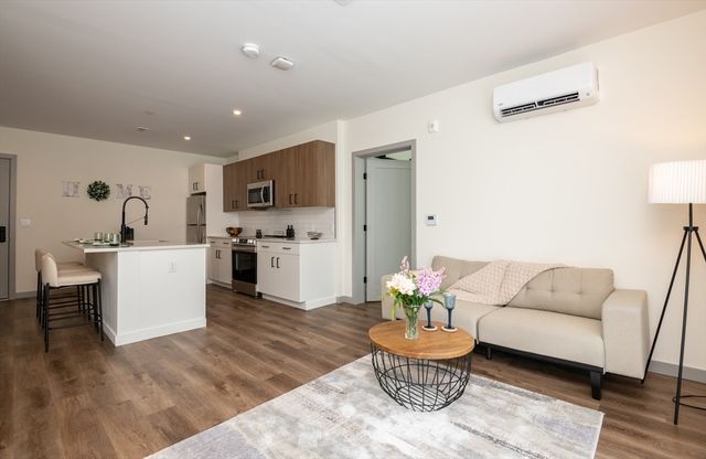 203 Lowell St. 316, Wilmington, MA 01887