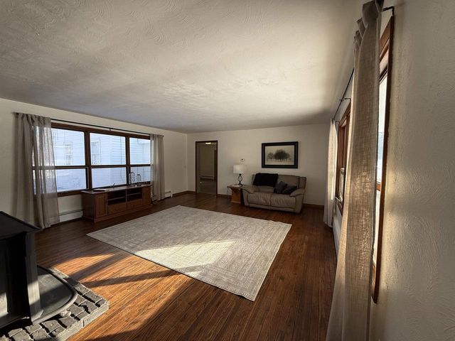 1751 BUTTERCUP AVENUE, Arkdale, WI 54613