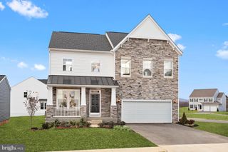200 HILLSDALE PL, Martinsburg, WV 25403