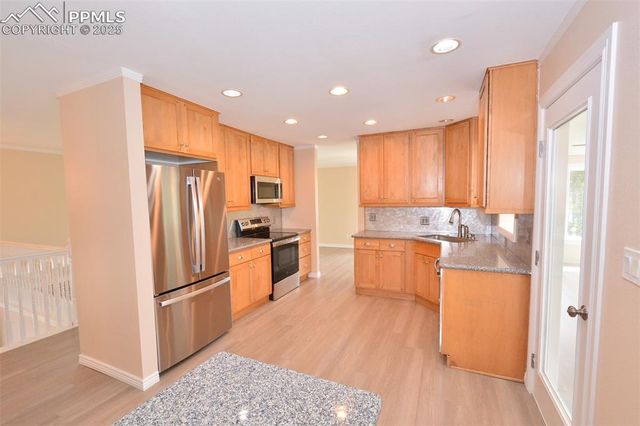 18040 Saddlewood Road, Monument, CO 80132