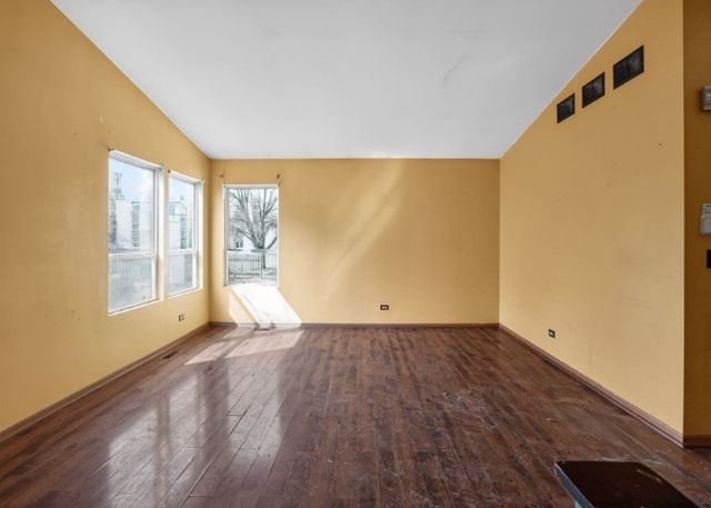 115 N Mcaree Road, Waukegan, IL 60085