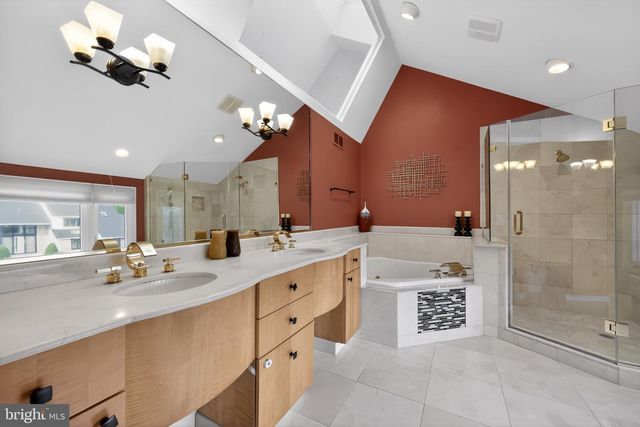 29 CALLISON LN, Voorhees, NJ 08043