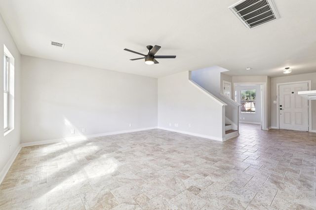 711 Riverway LN, Leander, TX 78641