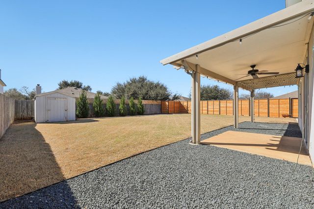 711 Riverway LN, Leander, TX 78641