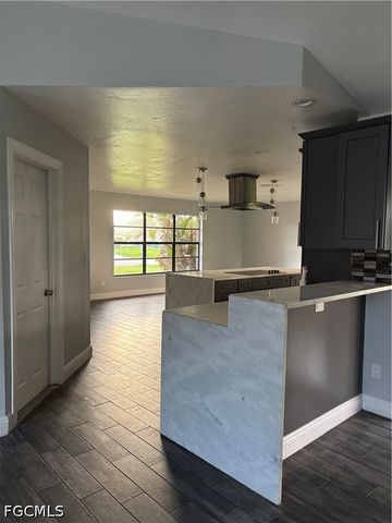 1318 SW 9th AVE, Cape Coral, FL 33991