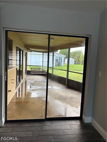 1318 SW 9th AVE, Cape Coral, FL 33991