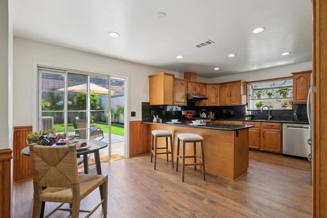 32980 Lake Mead Drive, Fremont, CA 94555