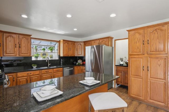 32980 Lake Mead Drive, Fremont, CA 94555