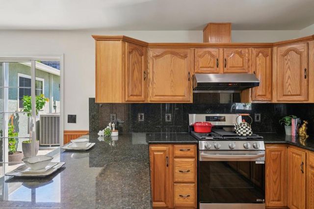 32980 Lake Mead Drive, Fremont, CA 94555