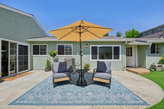32980 Lake Mead Drive, Fremont, CA 94555