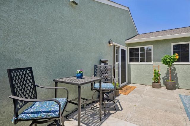 32980 Lake Mead Drive, Fremont, CA 94555