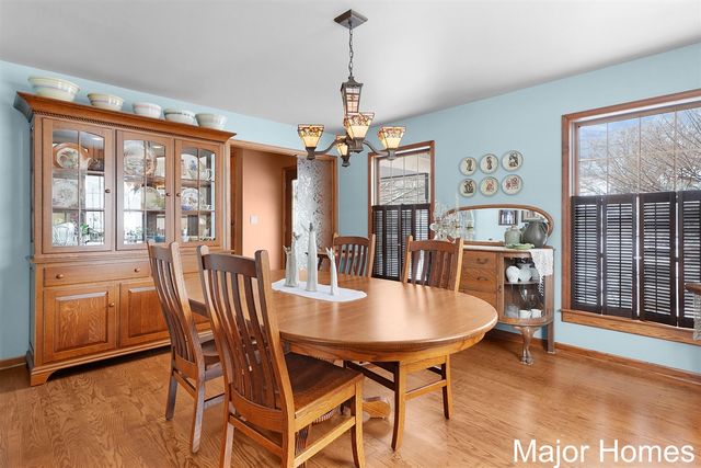 3146 Pinedale Drive, Grandville, MI 49418