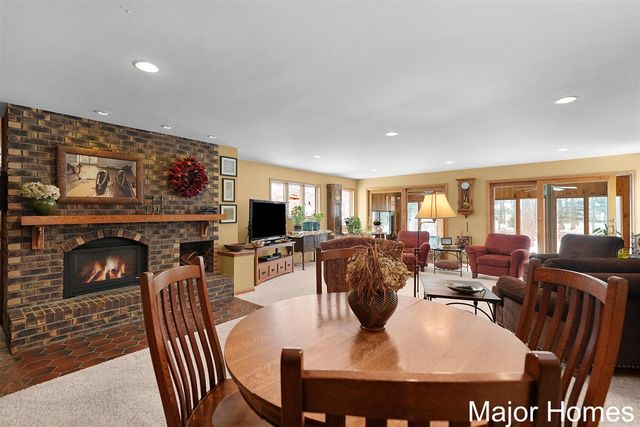 3146 Pinedale Drive, Grandville, MI 49418
