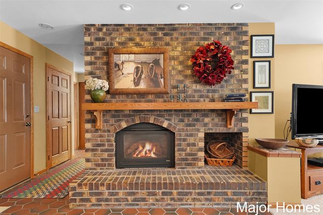 3146 Pinedale Drive, Grandville, MI 49418