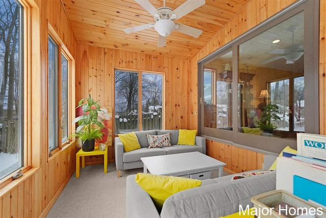 3146 Pinedale Drive, Grandville, MI 49418