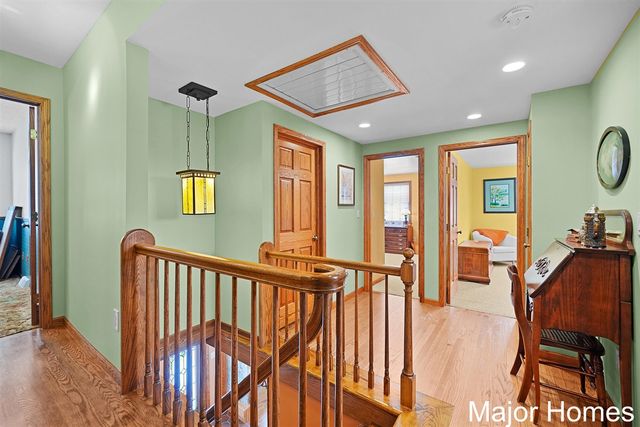 3146 Pinedale Drive, Grandville, MI 49418