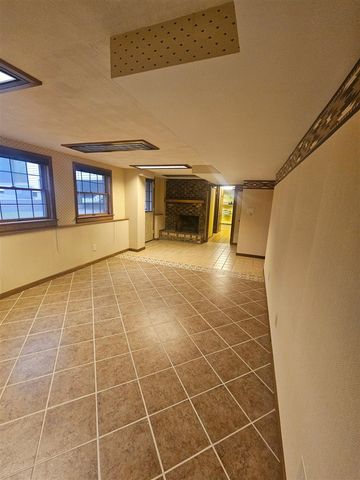 3146 Pinedale Drive, Grandville, MI 49418