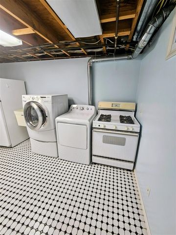 3146 Pinedale Drive, Grandville, MI 49418