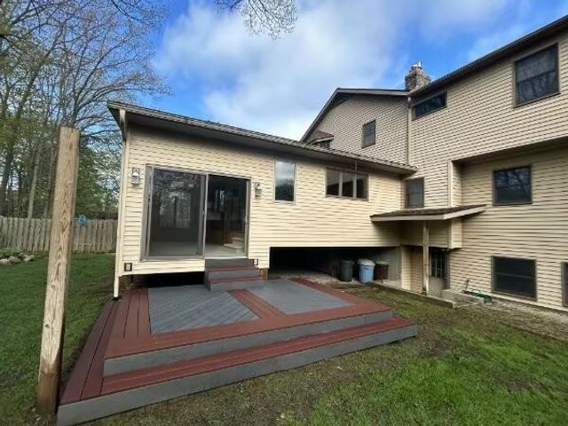 3146 Pinedale Drive, Grandville, MI 49418