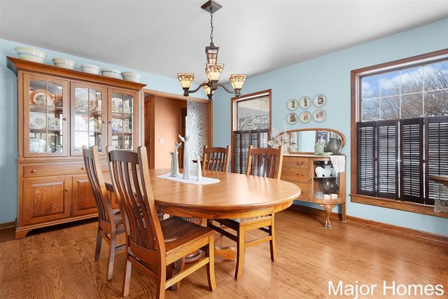 3146 Pinedale Drive, Grandville, MI 49418