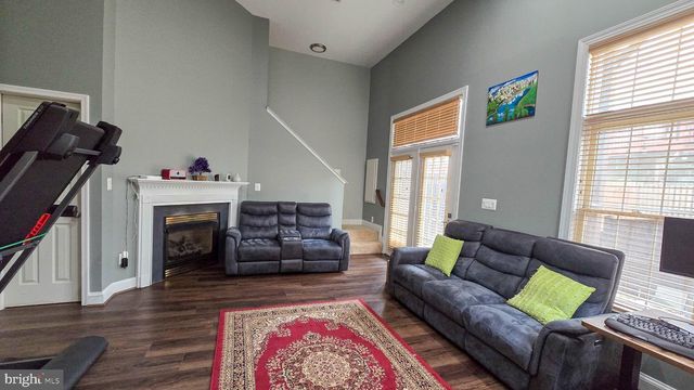 4212 TIMBER MEADOW DR, Fairfax, VA 22030