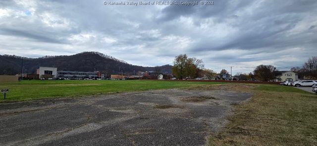 57 MacCorkle Ave Avenue Se, Charleston, WV 25304