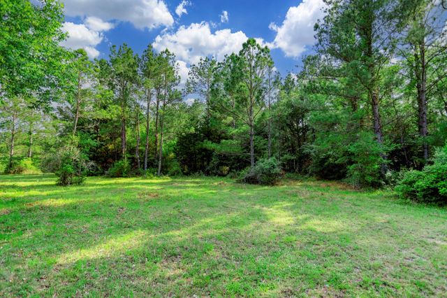 7198 Cr 208, Navasota, TX 77868