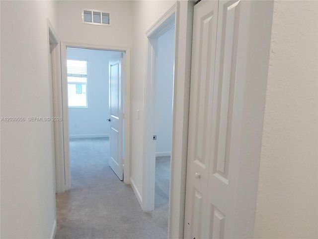 654 SE Lake Falls St 654, Port St. Lucie, FL 34984