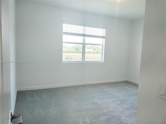 654 SE Lake Falls St 654, Port St. Lucie, FL 34984
