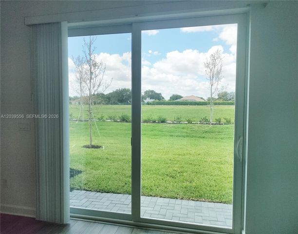 654 SE Lake Falls St 654, Port St. Lucie, FL 34984