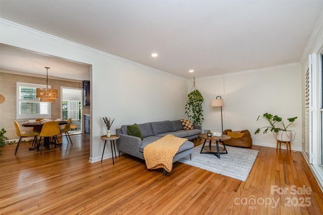 4432 University Drive, Charlotte, NC 28209