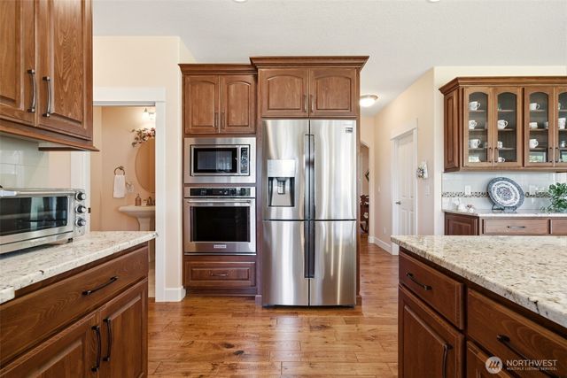 192 CROSS CREEK Road, Kelso, WA 98626