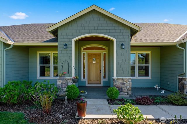 192 CROSS CREEK Road, Kelso, WA 98626