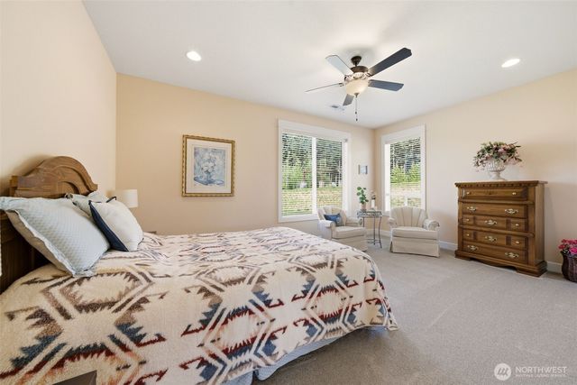 192 CROSS CREEK Road, Kelso, WA 98626