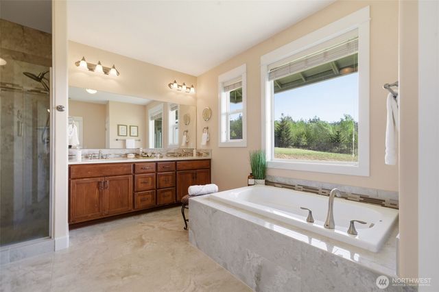 192 CROSS CREEK Road, Kelso, WA 98626