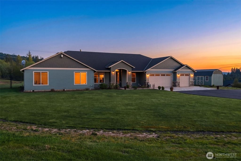 192 CROSS CREEK Road, Kelso, WA 98626