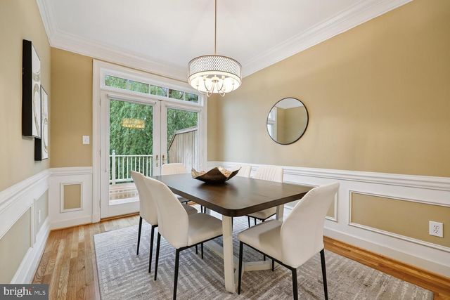 130 WINDING ROSE DR, Rockville, MD 20850