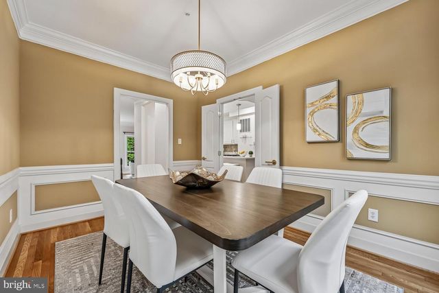 130 WINDING ROSE DR, Rockville, MD 20850