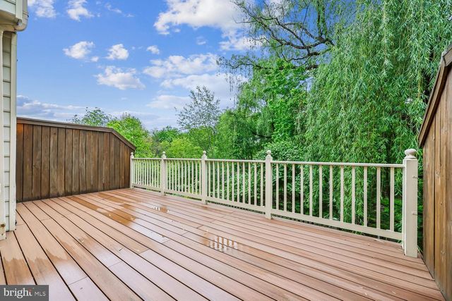 130 WINDING ROSE DR, Rockville, MD 20850