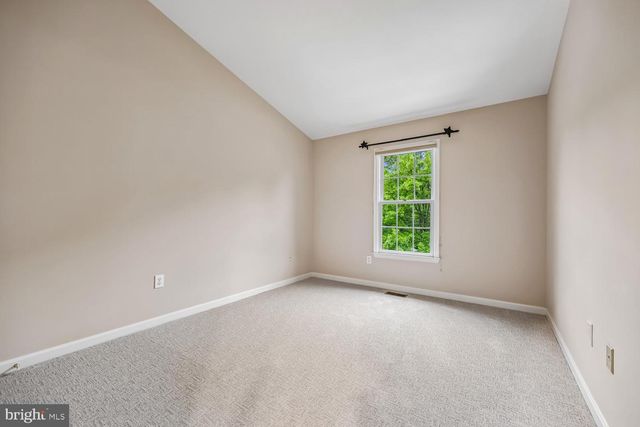 130 WINDING ROSE DR, Rockville, MD 20850