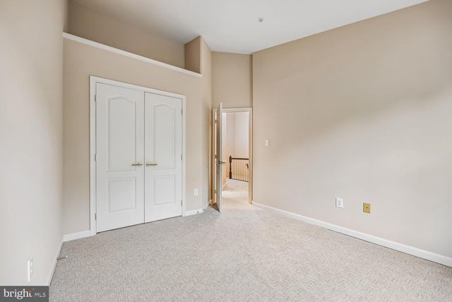130 WINDING ROSE DR, Rockville, MD 20850