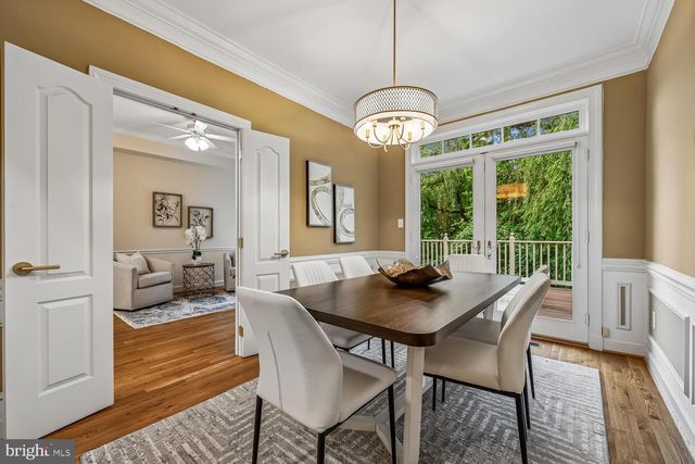 130 WINDING ROSE DR, Rockville, MD 20850