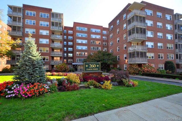 260 Garth Road 4G5, Scarsdale, NY 10583
