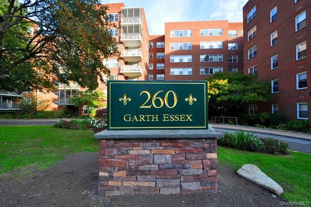 260 Garth Road 4G5, Scarsdale, NY 10583