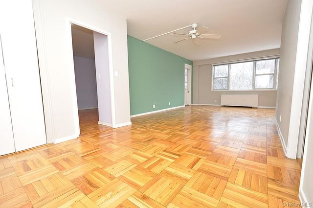 260 Garth Road 4G5, Scarsdale, NY 10583