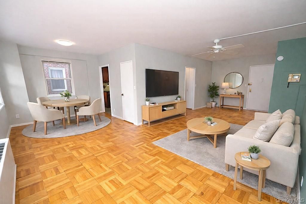 260 Garth Road 4G5, Scarsdale, NY 10583