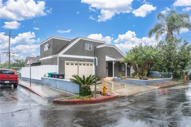 4865 Elm Avenue, Long Beach, CA 90805