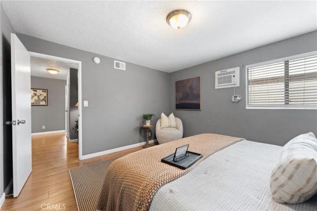 4865 Elm Avenue, Long Beach, CA 90805