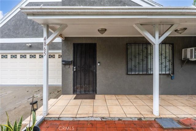 4865 Elm Avenue, Long Beach, CA 90805