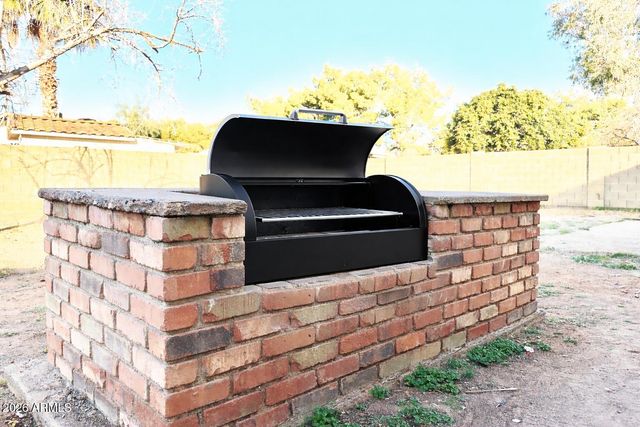 522 S 74TH Place, Mesa, AZ 85208